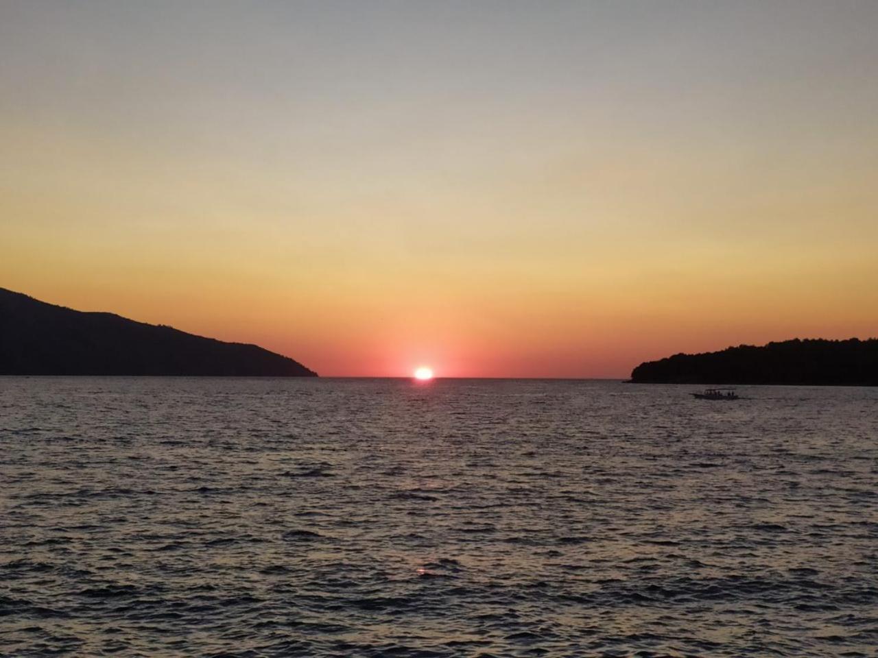 Oleas Stari Grad Hvar - 2 Min To Center Ocean Bus Supermarket Holiday House Εξωτερικό φωτογραφία