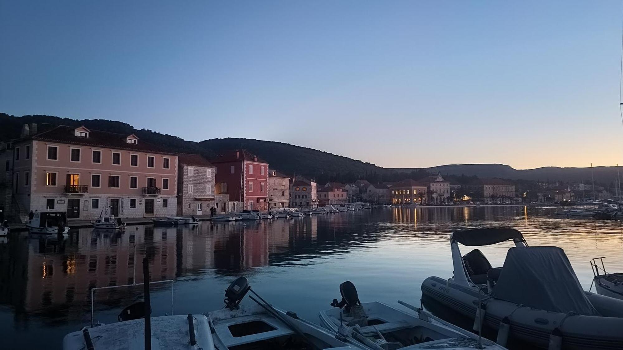 Oleas Stari Grad Hvar - 2 Min To Center Ocean Bus Supermarket Holiday House Εξωτερικό φωτογραφία